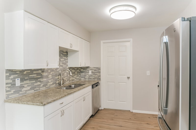 1,595/Mo, 309 Vaniman Ave Winter Haven, FL 33880 Kitchen View