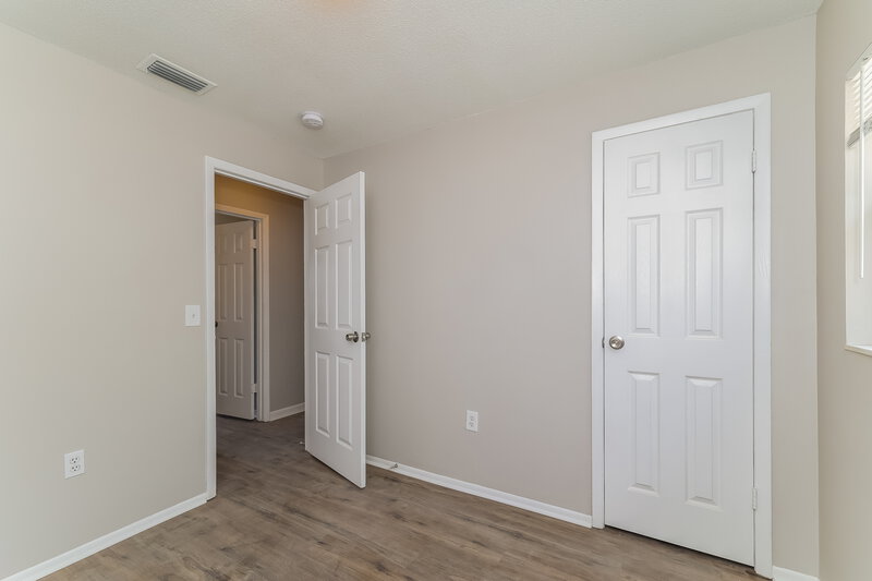 2,450/Mo, 309 Vaniman Ave Winter Haven, FL 33880 Bedroom View