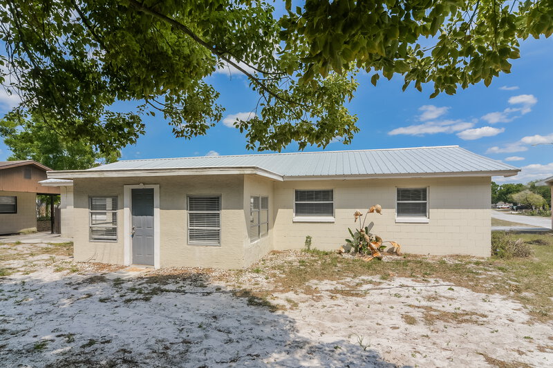 1,595/Mo, 309 Vaniman Ave Winter Haven, FL 33880 Rear View