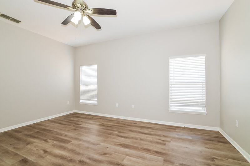 2,395/Mo, 7933 Riffle Ln Orlando, FL 32818 Main Bedroom View