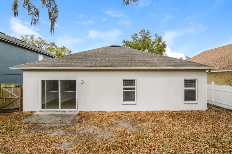 2,395/Mo, 7933 Riffle Ln Orlando, FL 32818 Rear View