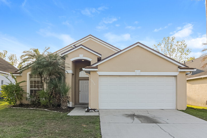 2,365/Mo, 6859 Bouganvillea Crescent Dr Orlando, FL 32809 External View