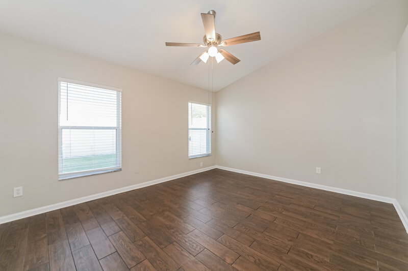 2,365/Mo, 6859 Bouganvillea Crescent Dr Orlando, FL 32809 Main Bedroom View