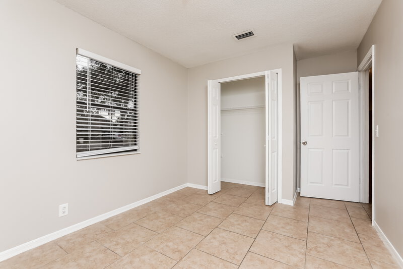 2,890/Mo, 2822 Colfax St Eustis, FL 32726 Bedroom View