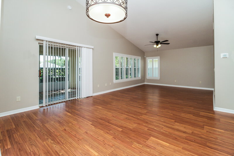 2,205/Mo, 6032 Spring Creek Ct Mount Dora, FL 32757 Dining Room View