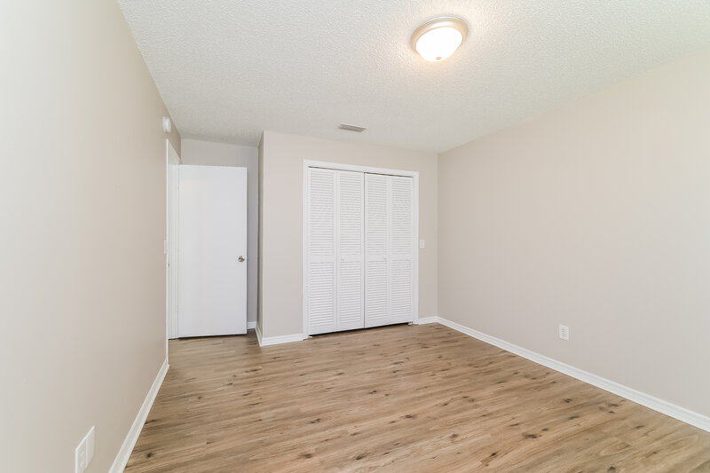 2,040/Mo, 206 College Grove Cir NE Winter Haven, FL 33881 Bedroom View