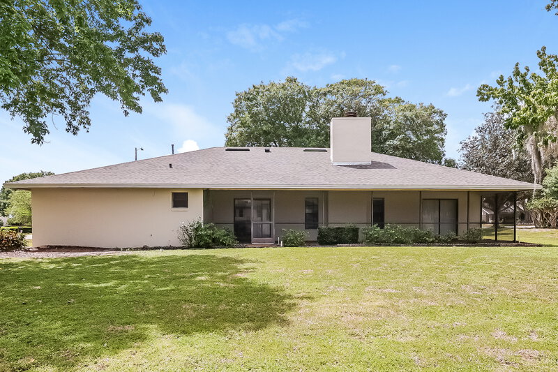 2,040/Mo, 206 College Grove Cir NE Winter Haven, FL 33881 Rear View