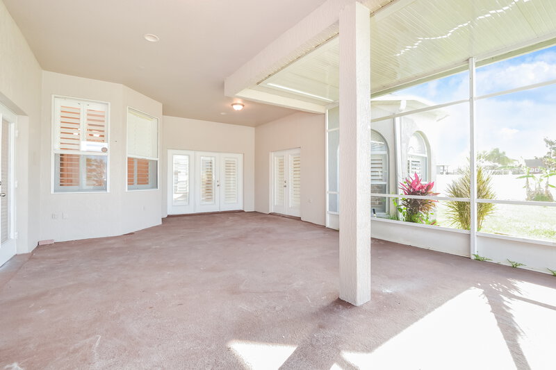 2,740/Mo, 205 Woodson Ct Kissimmee, FL 34744 Sunroom View