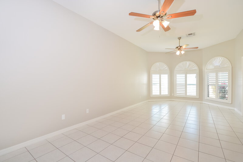 2,740/Mo, 205 Woodson Ct Kissimmee, FL 34744 Main Bedroom View