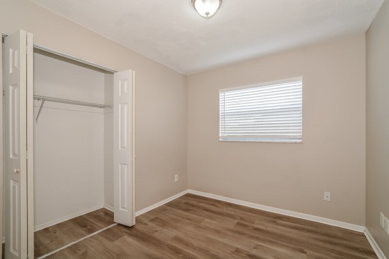 1,990/Mo, 670 Hibiscus Rd Casselberry, FL 32707 Bedroom View