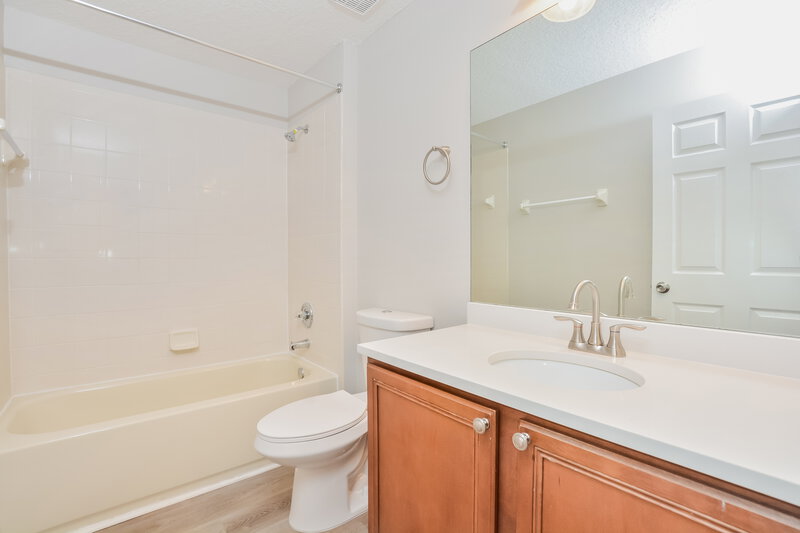2,990/Mo, 9700 Moss Rose Way Orlando, FL 32832 Bathroom View