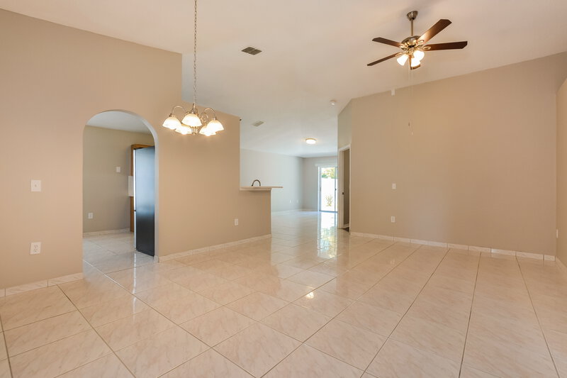 2,545/Mo, 10113 Dean Chase Blvd Orlando, FL 32825 Dining Room View