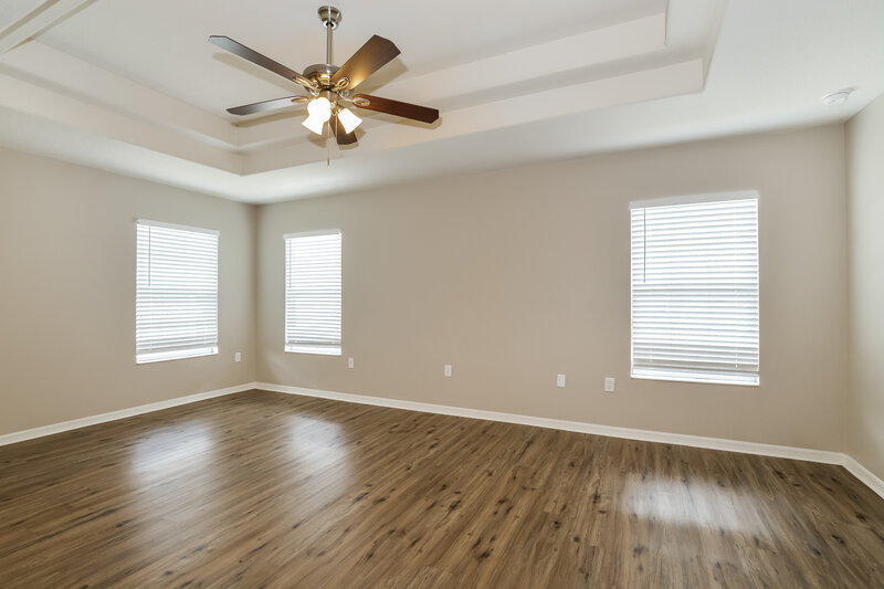 2,350/Mo, 3554 Oak Brook Ln Eustis, FL 32736 Main Bedroom View