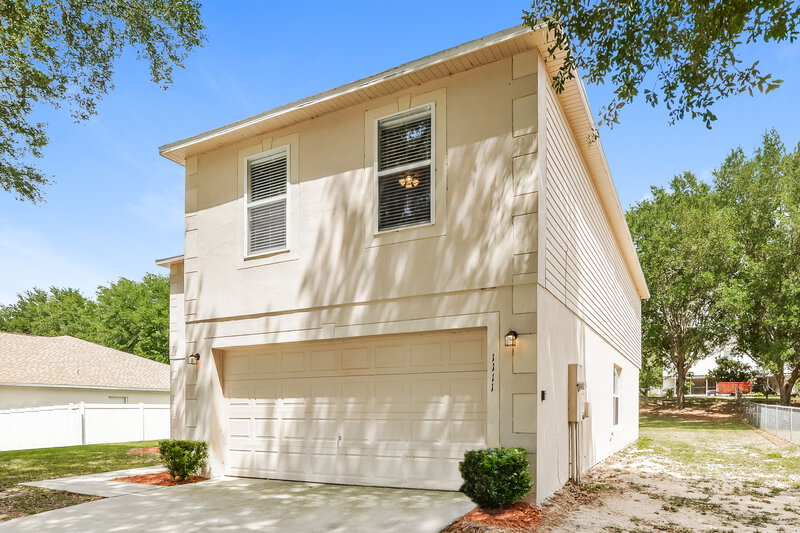 3,190/Mo, 1111 Chateau Cir Minneola, FL 34715 Front View