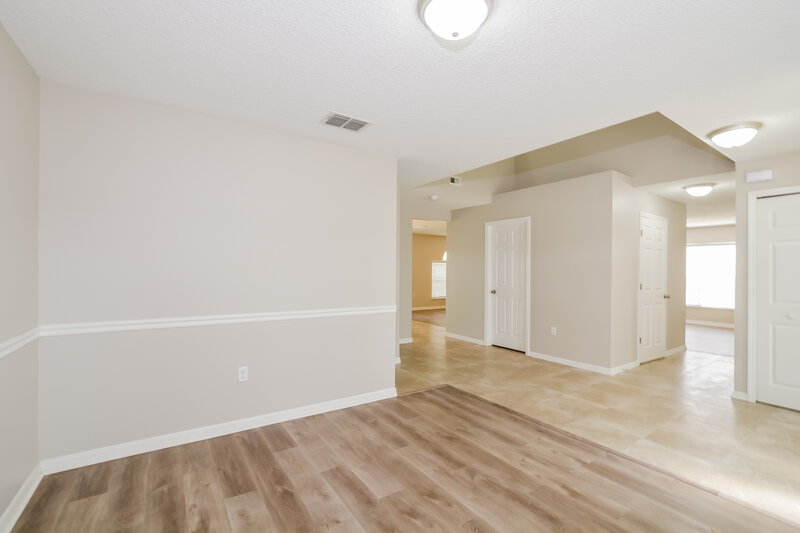 3,190/Mo, 1111 Chateau Cir Minneola, FL 34715 Dining Room View 2