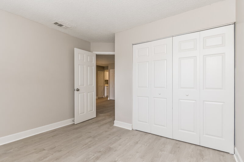 1,475/Mo, 16 Las Brisas Way Kissimmee, FL 34743 Bedroom View 2