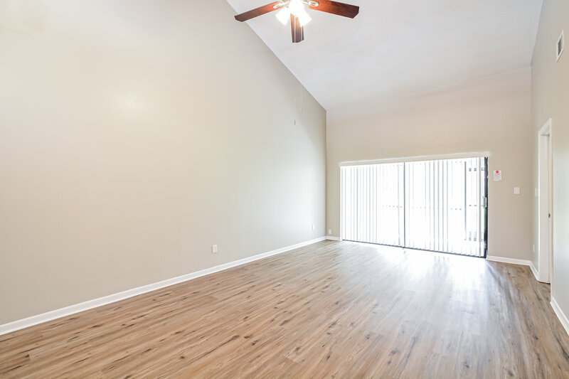 1,940/Mo, 703 Drywood Ave Fern Park, FL 32730 Misc View 3