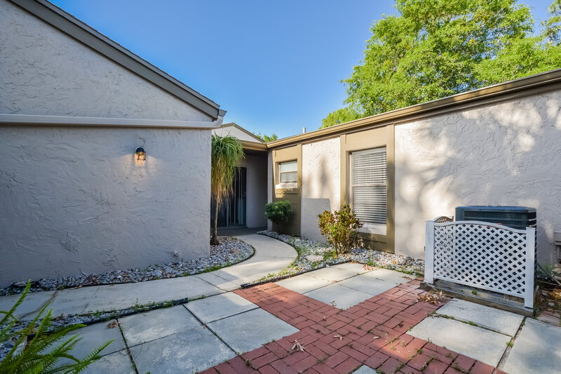 2,240/Mo, 499 Meadowood Blvd Fern Park, FL 32730 Front View