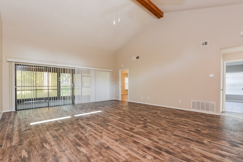 2,240/Mo, 499 Meadowood Blvd Fern Park, FL 32730 Living Room View