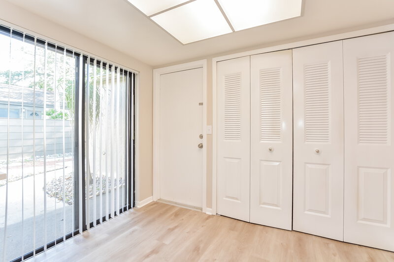 2,240/Mo, 499 Meadowood Blvd Fern Park, FL 32730 Bedroom View