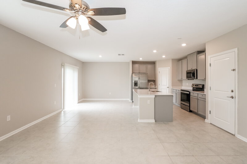 2,335/Mo, 353 Citrus Pointe Dr Davenport, FL 33837 Misc View