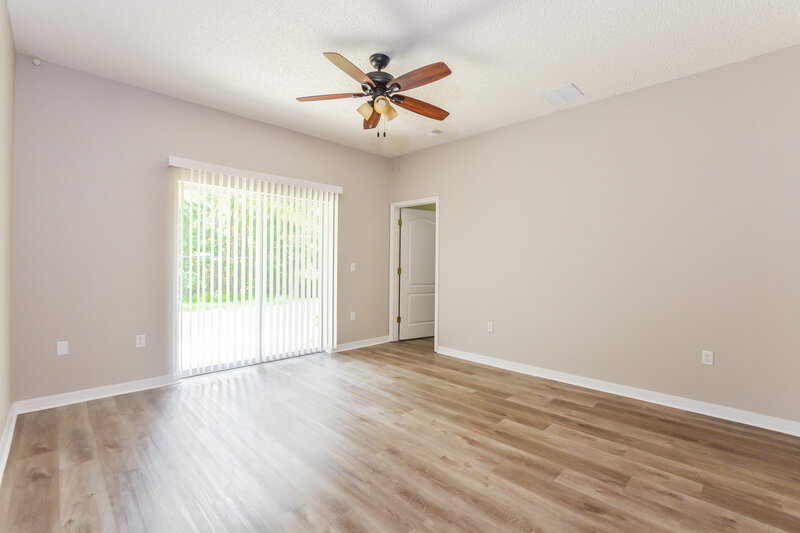 2,580/Mo, 10109 Granite Bay Dr Orlando, FL 32832 Family Room View
