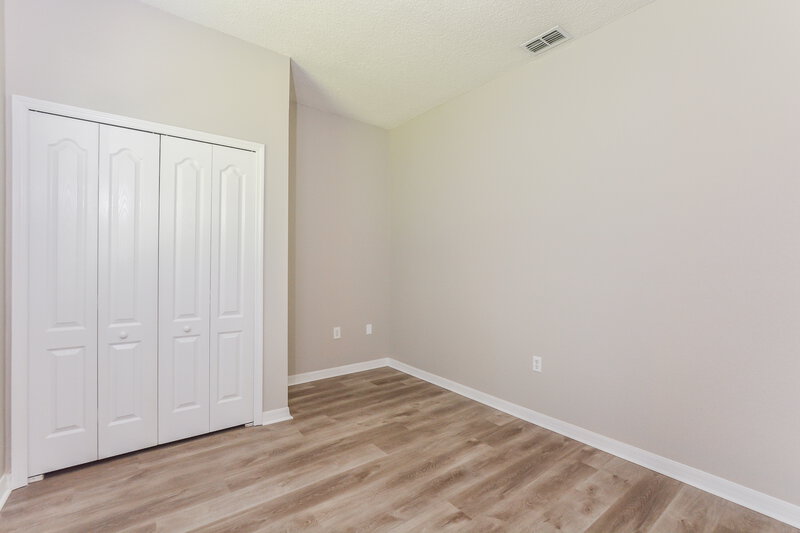 2,580/Mo, 10109 Granite Bay Dr Orlando, FL 32832 Bedroom View 4