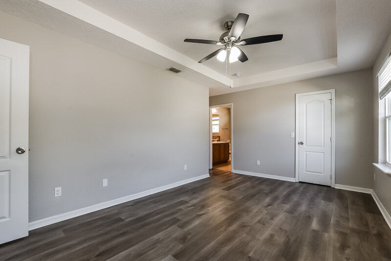 1,990/Mo, 1542 Sterns Dr Leesburg, FL 34748 Main Bedroom View 2