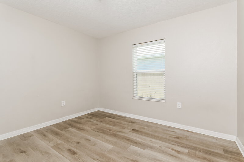 1,830/Mo, 295 Lake Lucerne Way Winter Haven, FL 33881 Bedroom View 2