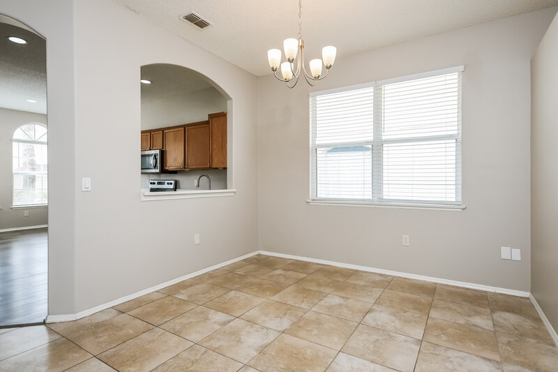 2,490/Mo, 1027 Lake Biscayne Way Orlando, FL 32824 Dining Room View