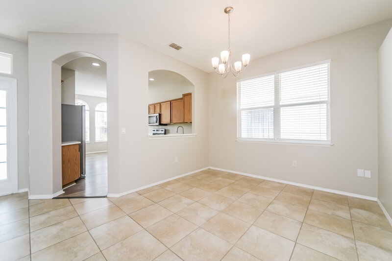 2,480/Mo, 1027 Lake Biscayne Way Orlando, FL 32824 Dining Room View
