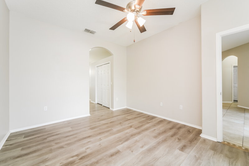 2,480/Mo, 1027 Lake Biscayne Way Orlando, FL 32824 Main Bedroom View 2