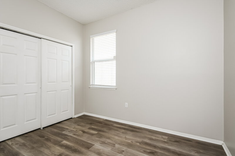 2,490/Mo, 1027 Lake Biscayne Way Orlando, FL 32824 Bedroom View