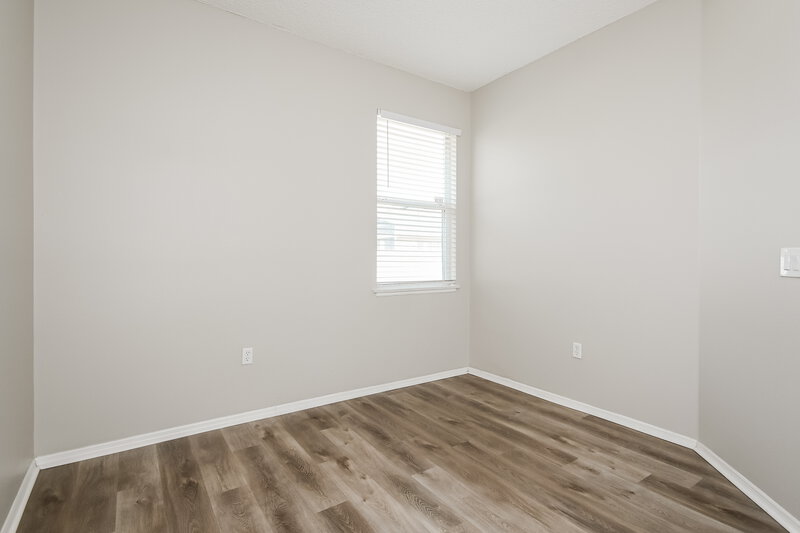 2,490/Mo, 1027 Lake Biscayne Way Orlando, FL 32824 Bedroom View 2