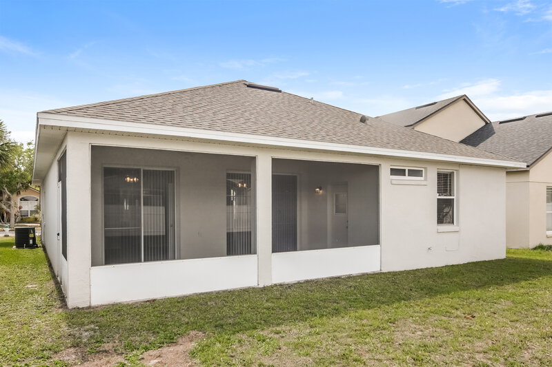 2,480/Mo, 1027 Lake Biscayne Way Orlando, FL 32824 Rear View