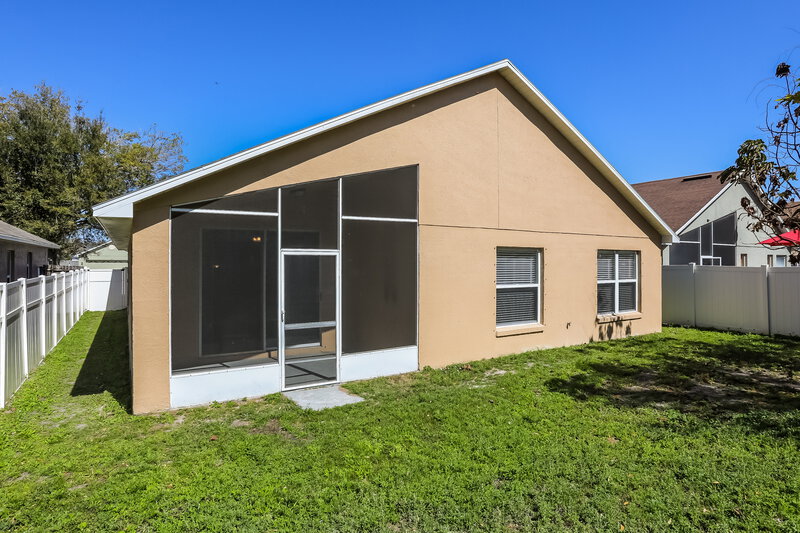 3,240/Mo, 2118 Flintlock Blvd Kissimmee, FL 34743 Rear View