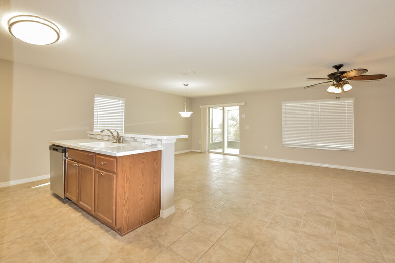 3,110/Mo, 1574 Brandywine Dr Tavares, FL 32778 Kitchen View