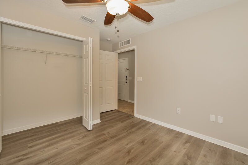 3,110/Mo, 1574 Brandywine Dr Tavares, FL 32778 Bedroom View 3
