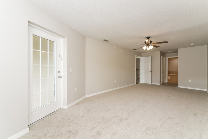 2,120/Mo, 265 Cranbrook Dr Kissimmee, FL 34758 Main Bedroom View