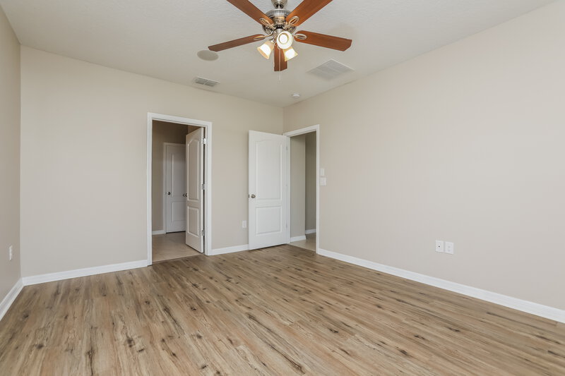 2,325/Mo, 1913 Green Dragon Dr Saint Cloud, FL 34771 Main Bedroom View