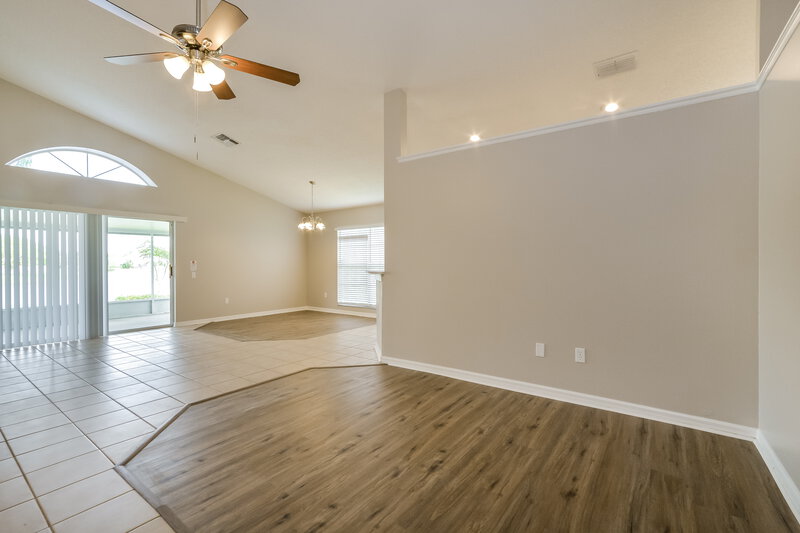 3,800/Mo, 8562 Fort Thomas Way Orlando, FL 32822 Dining Room View