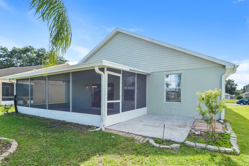 3,800/Mo, 8562 Fort Thomas Way Orlando, FL 32822 Rear View
