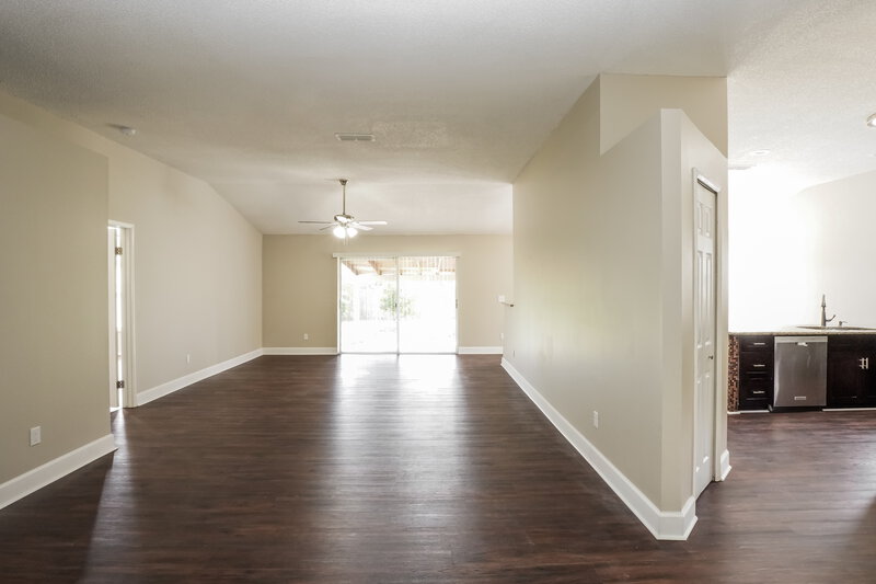 2,230/Mo, 5592 Garden Grove Cir Winter Park, FL 32792 Living Room View