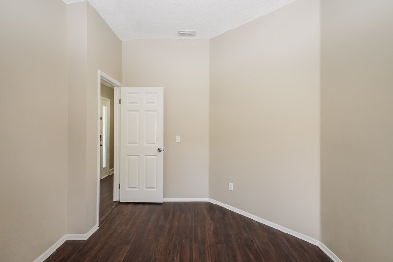 2,230/Mo, 5592 Garden Grove Cir Winter Park, FL 32792 Bedroom View 3