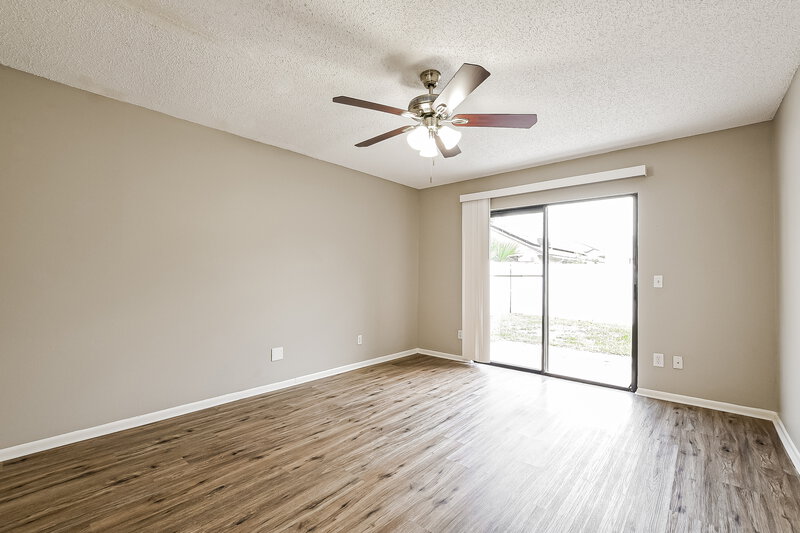 2,525/Mo, 1226 Creekbottom Cir Orlando, FL 32825 Main Bedroom View