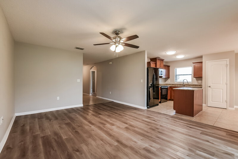1,985/Mo, 4292 Abaco Dr Tavares, FL 32778 Living Room View