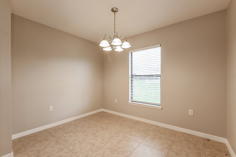 1,985/Mo, 4292 Abaco Dr Tavares, FL 32778 Dining Room View