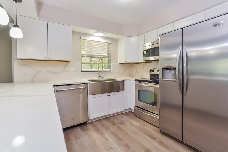 2,700/Mo, 10423 Cedarhurst Ave Orlando, FL 32825 Misc View 6