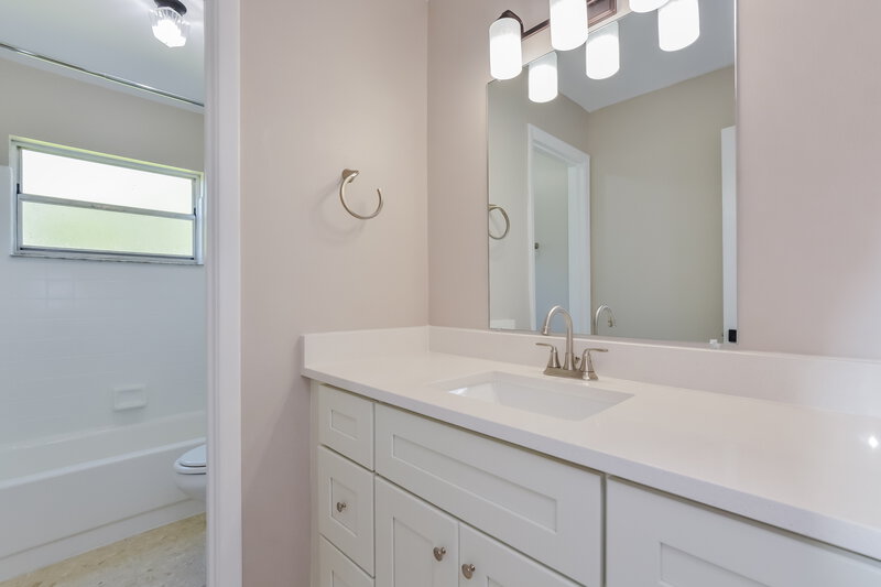 2,700/Mo, 10423 Cedarhurst Ave Orlando, FL 32825 Misc View 12