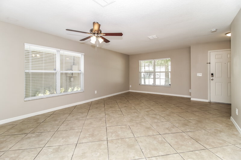 2,670/Mo, 351 Willowbay Ridge St Sanford, FL 32771 Living Room View